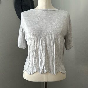 Socialite - crop scallop top